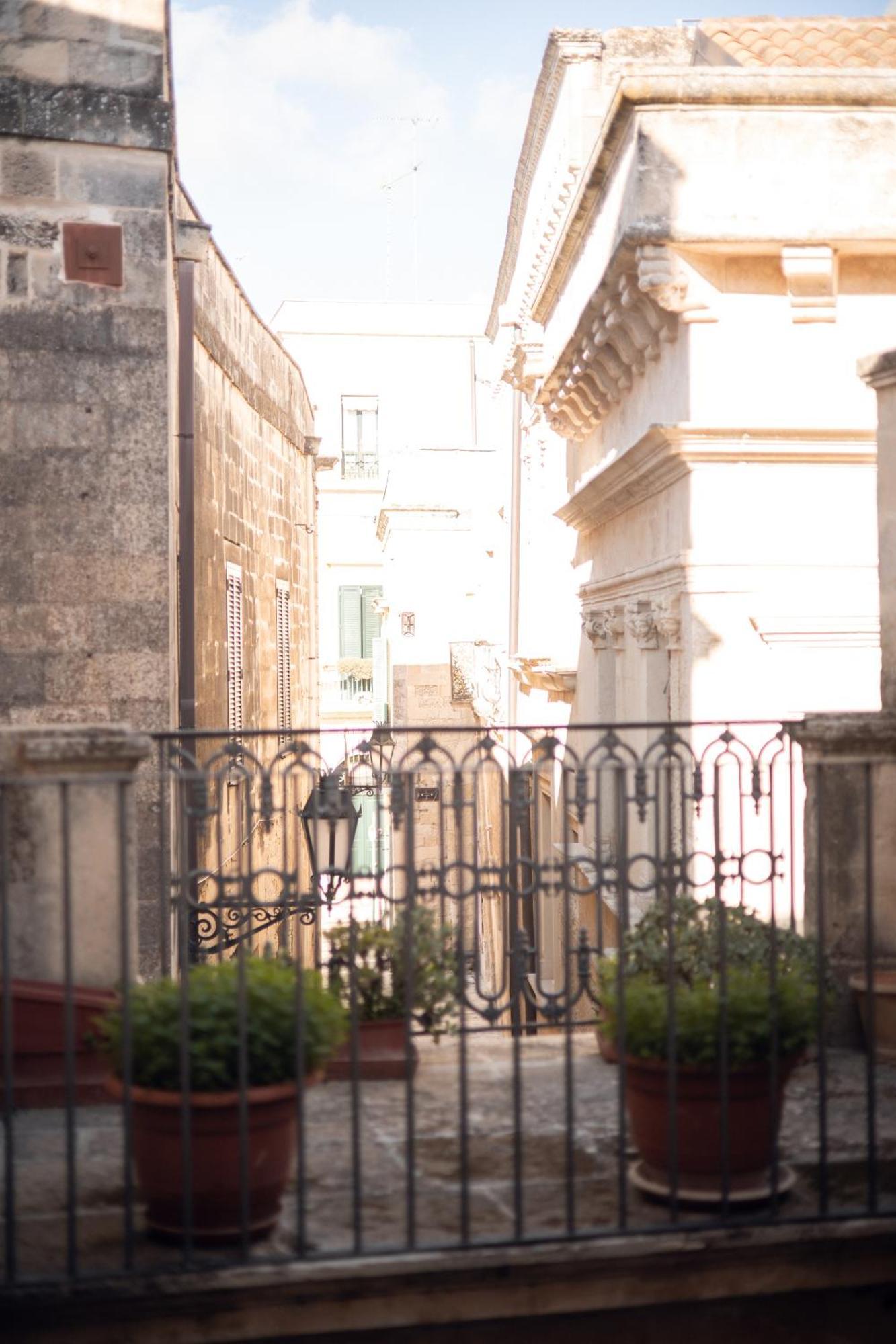 Victoria Apt - Historical Centre Lecce Ngoại thất bức ảnh