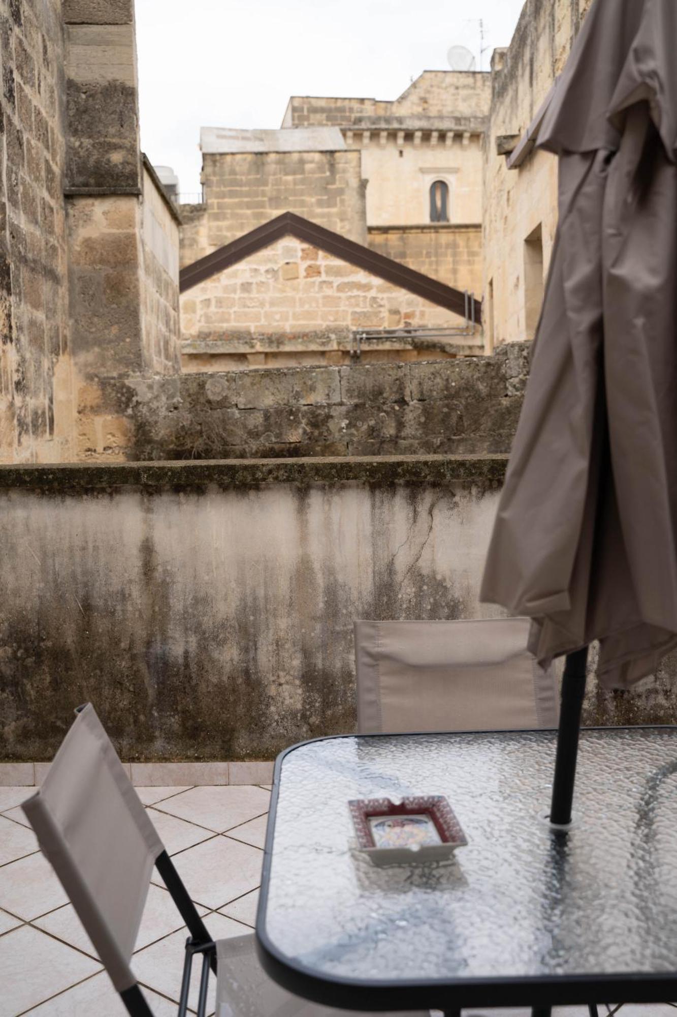 Victoria Apt - Historical Centre Lecce Ngoại thất bức ảnh